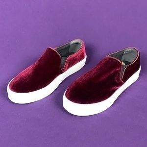 Sam Edelman Purple Velvet Slip On Low Top Sneakers